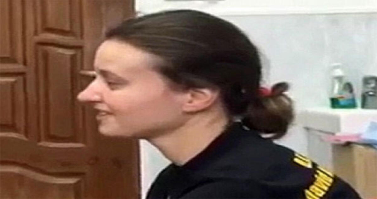 Sogna di fare la modella ma è troppo bassa: Si opera per crescere di 6 centimetri - 