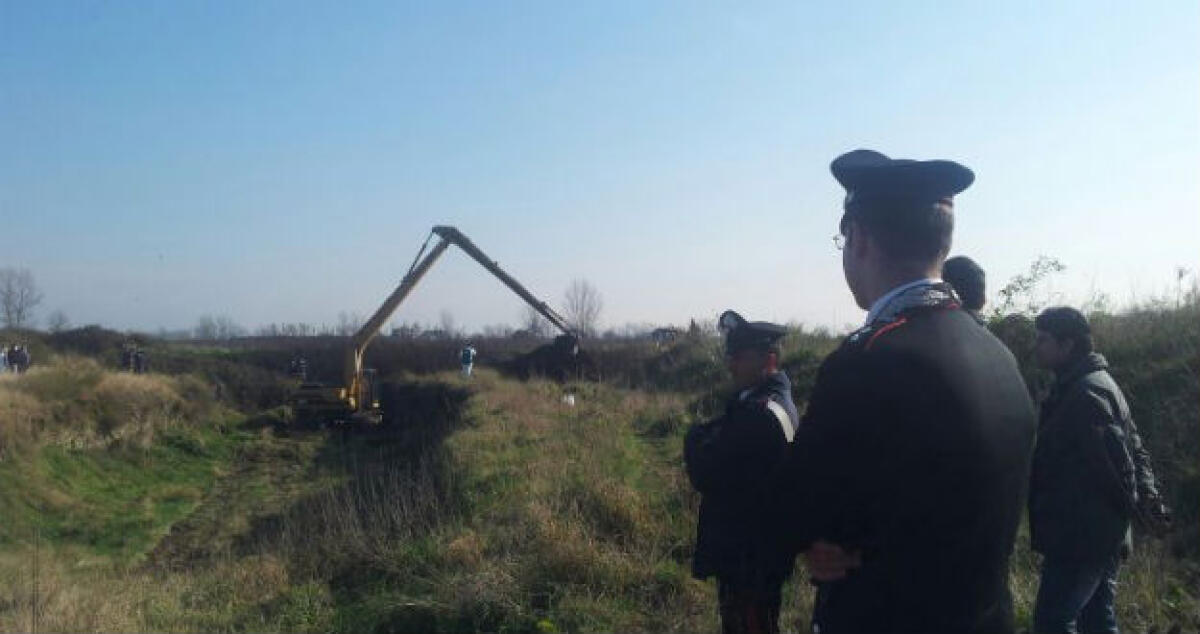 Anfore, monete e fossili, i siti di scavo locali presi d'assalto: sedici indagati -
