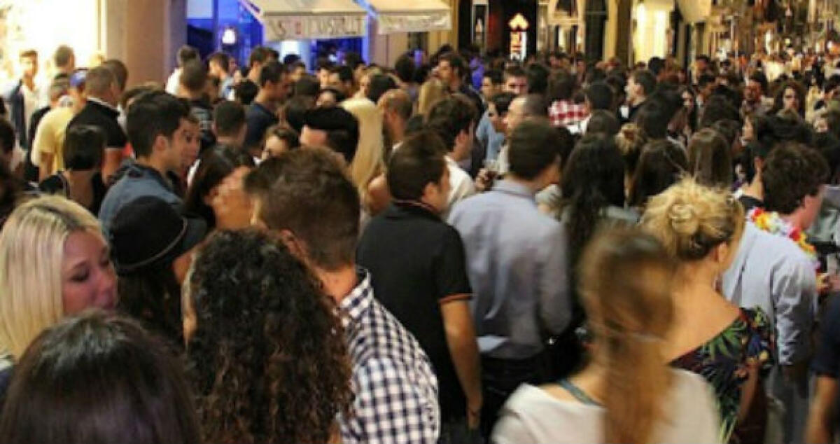 La "movida" di piazza Roma a processo: "la musica arrivava anche sotto i letti" - 