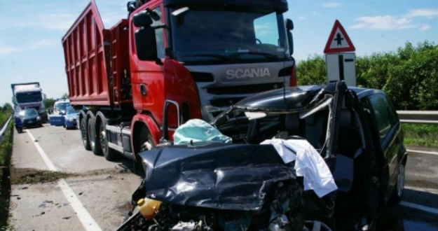 camion-scontro.jpg