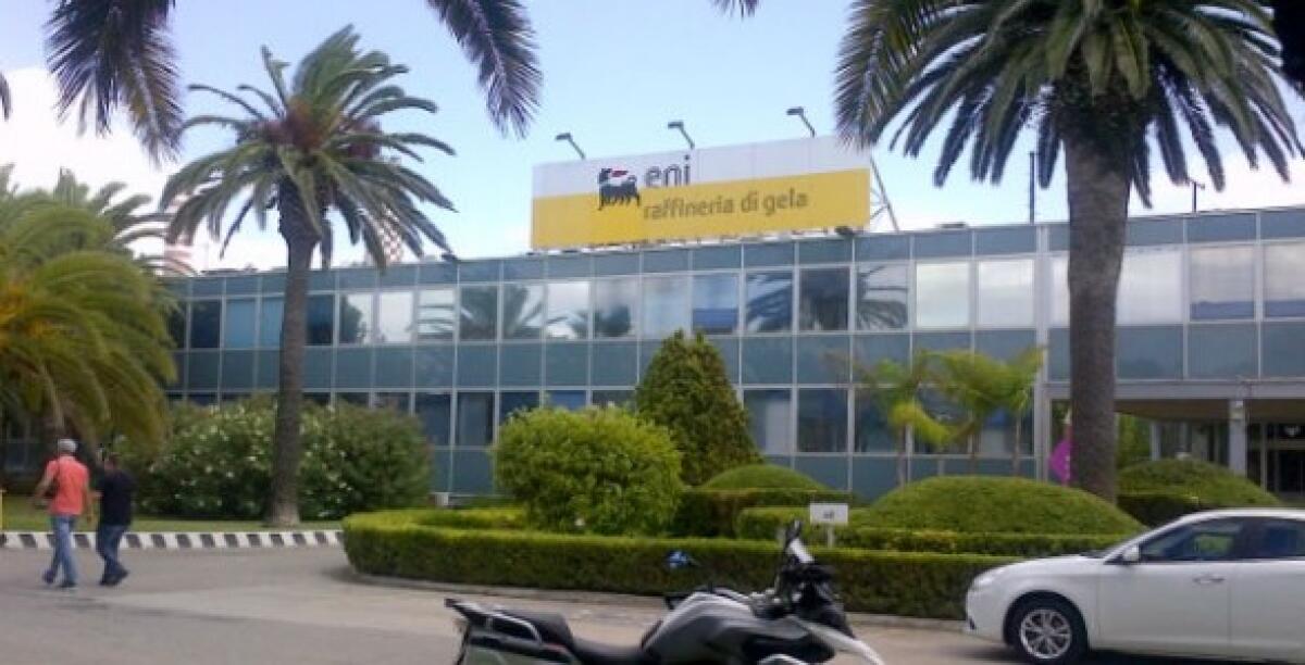 "Bandi per le royalties Eni", arriva la delibera: "La caldaia 100 torna in marcia" -
