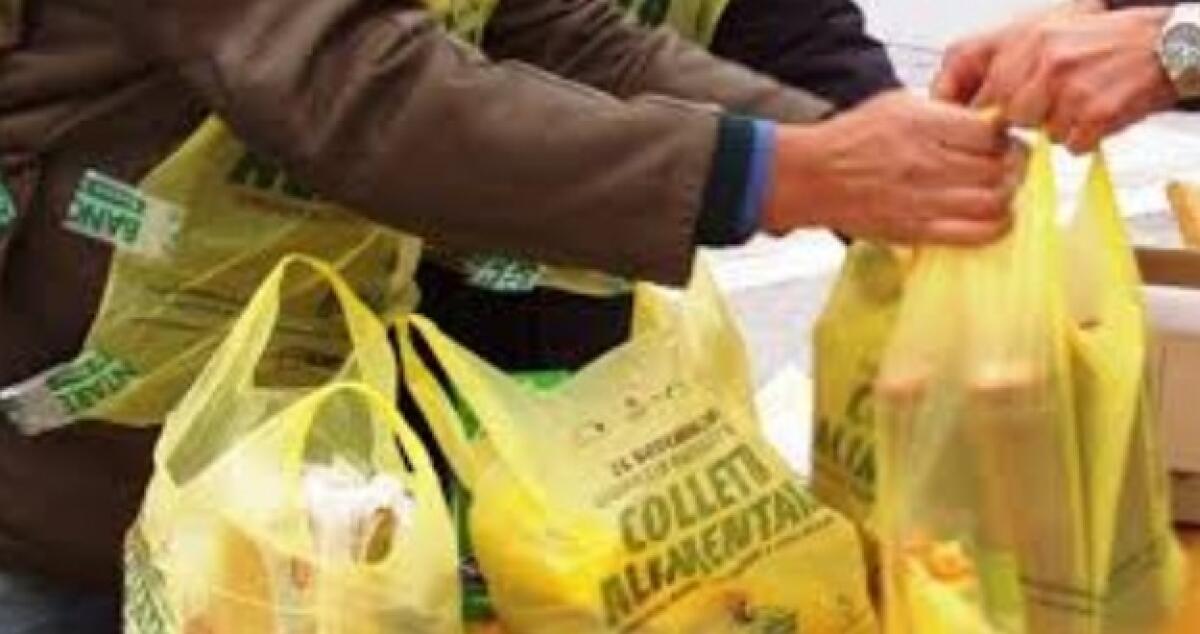 Famiglie in difficoltà economica...viveri da distribuire in città: 50 mila euro a bando - 