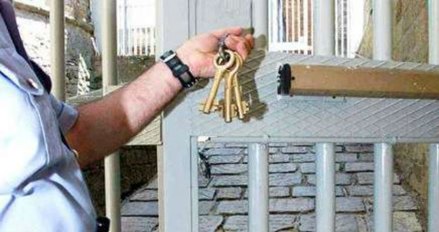 carcere-ingresso.jpg