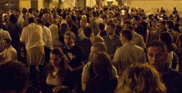 notte-piazza.jpg