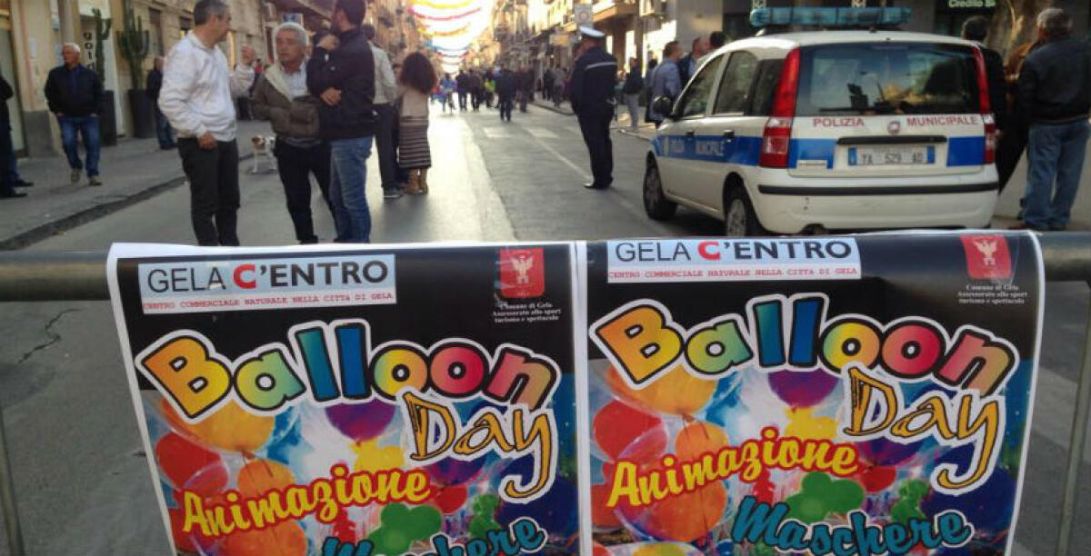 Palloncini e animazione, i commercianti si autofinanziano per il "Balloon day": ora la notte bianca -