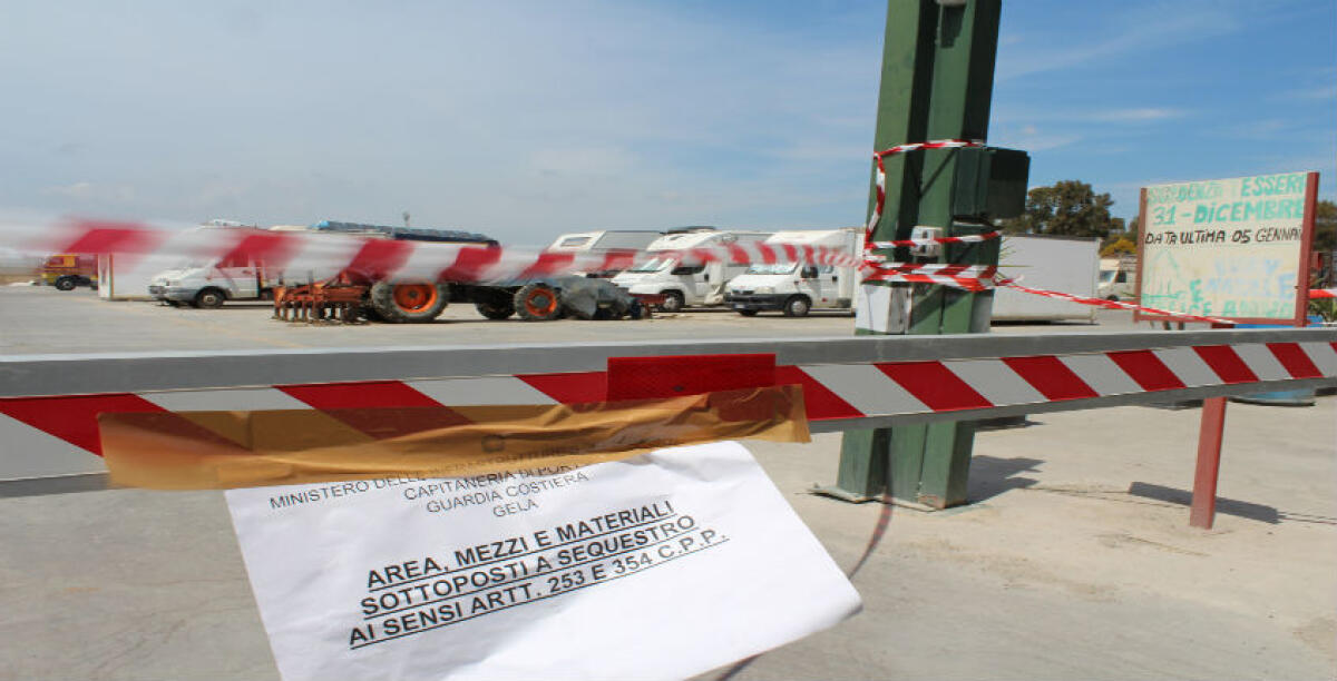 Un autoparco senza licenze? Sigilli in contrada Brucazzi: fermi per decine di mezzi - 