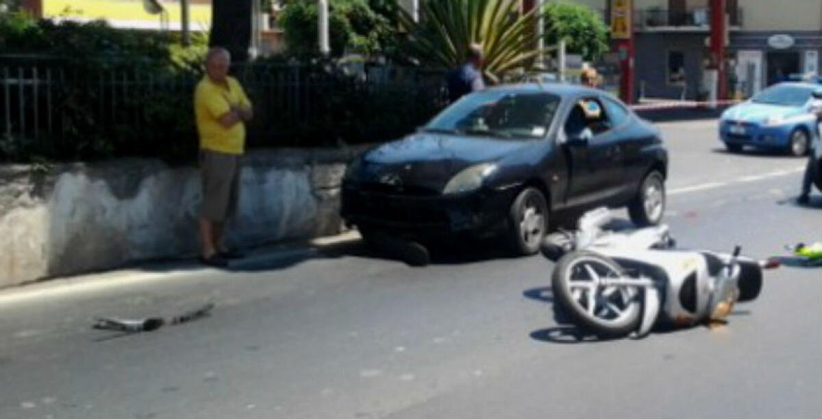 Due giovanissimi fidanzati travolti da una Citroen, erano diretti ad una scampagnata -