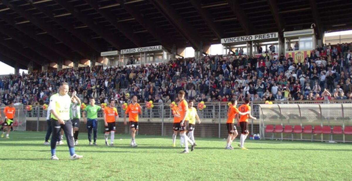La "manita" del Gela all'Atletico Gela: 5 gol di rabbia per giocare la finalissima con il Troina -