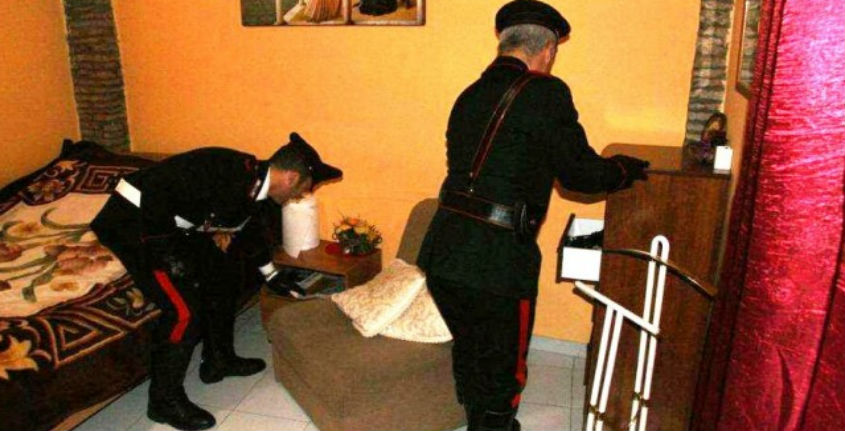 carabinieiri-casa.jpg