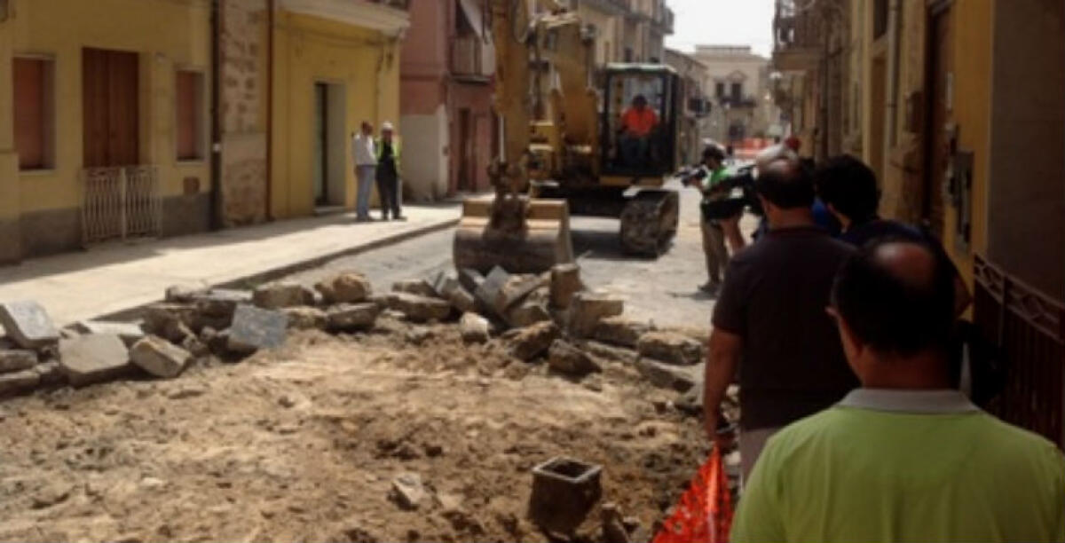 "Acqua solo due ore al giorno...quando c'è!", cittadini contro Caltaqua: "Viola il contratto" - 