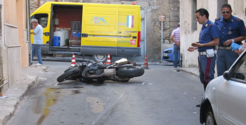 incidente-via-salerno.jpg
