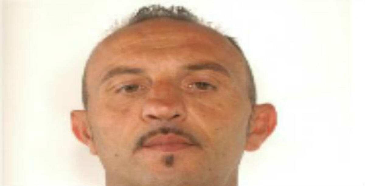 Nel suo appartamento c'erano hashish e una pianta di marijuana, arrestato il quarantenne Crocifisso Vizzini -
