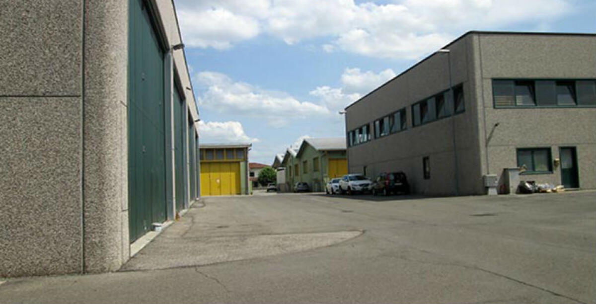 La crisi colpisce un'intera azienda agricola, in vendita capannoni e terreni per oltre 400 mila euro -
