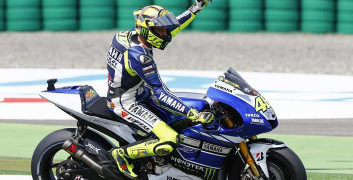 MotoGp, Assen: Rossi in pole, Lorenzo solo ottavo - 