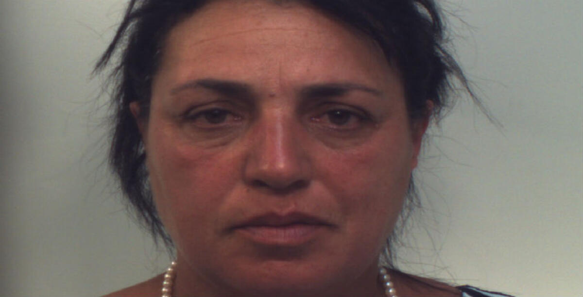 Una falsa funzionaria dell'Inps entra nella casa di un anziano, puntava a soldi e gioielli: arrestata - 