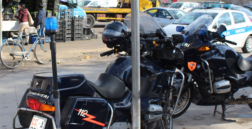 carabinieri-mercatino.jpg