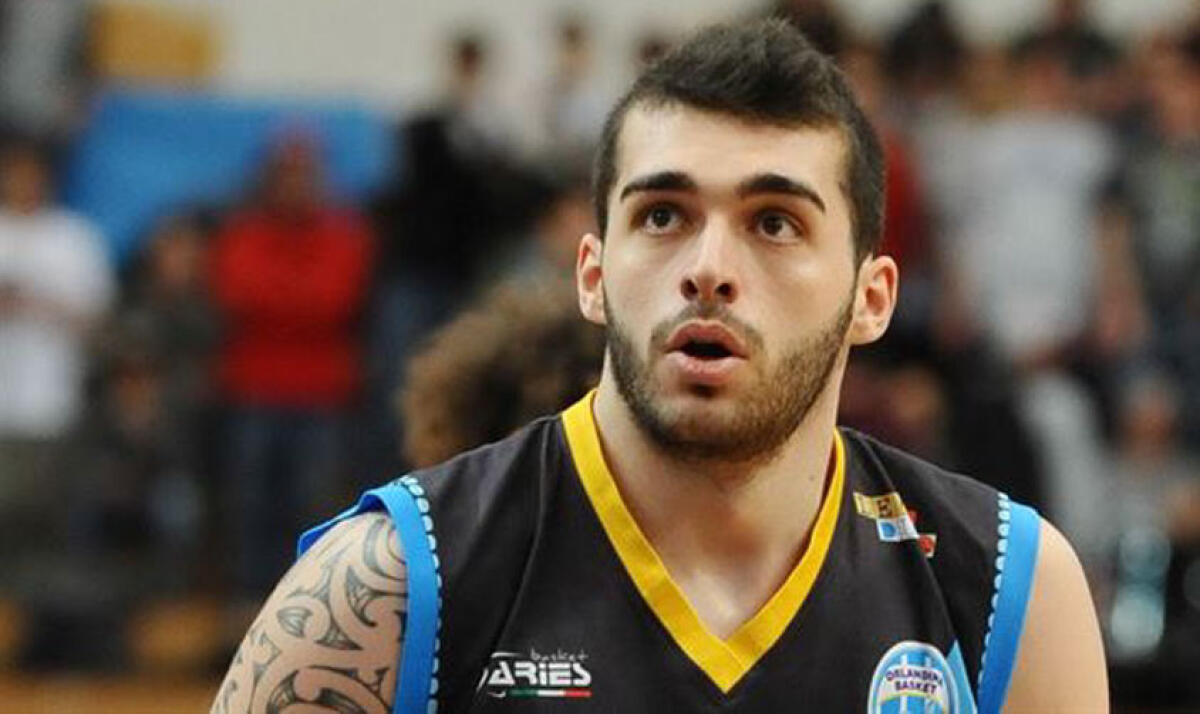Eccellenze gelesi, il pivot Francesco Pellegrino alla Dinamo Sassari campione d'Italia - 