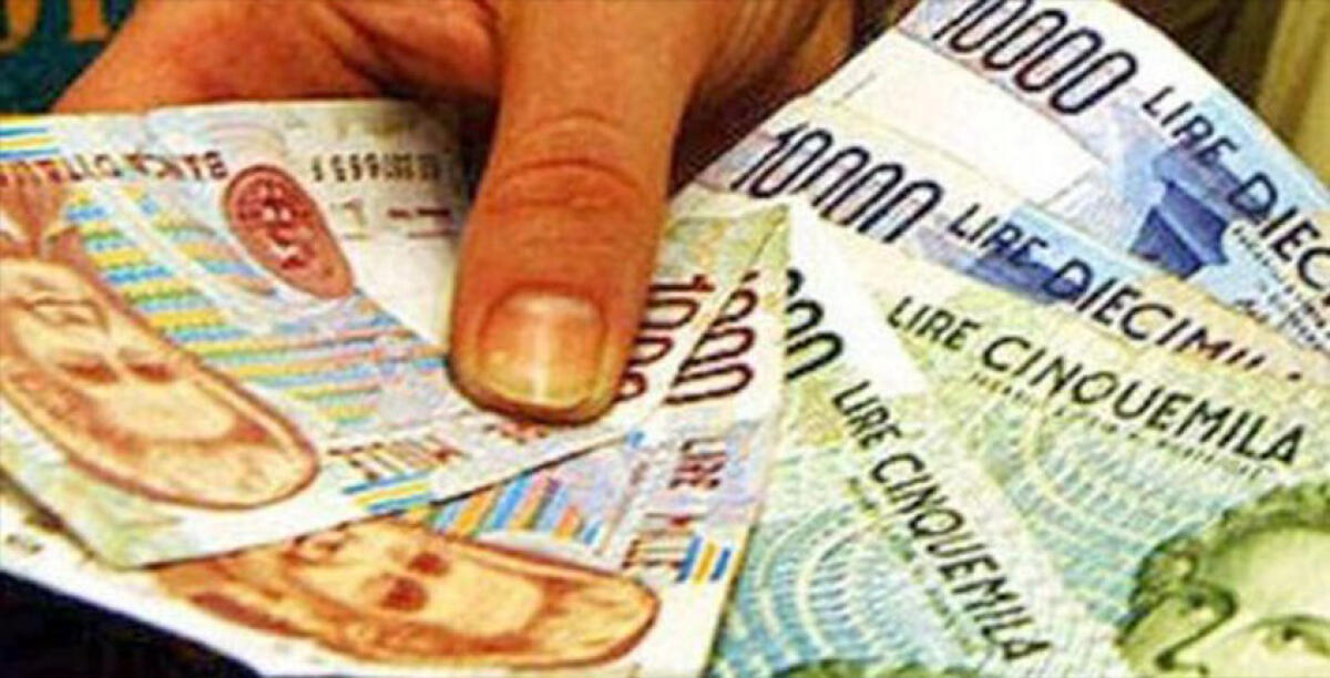 I nipoti trovano 200 milioni di lire nascosti dalla nonna ma per i monopoli sono carta straccia - 