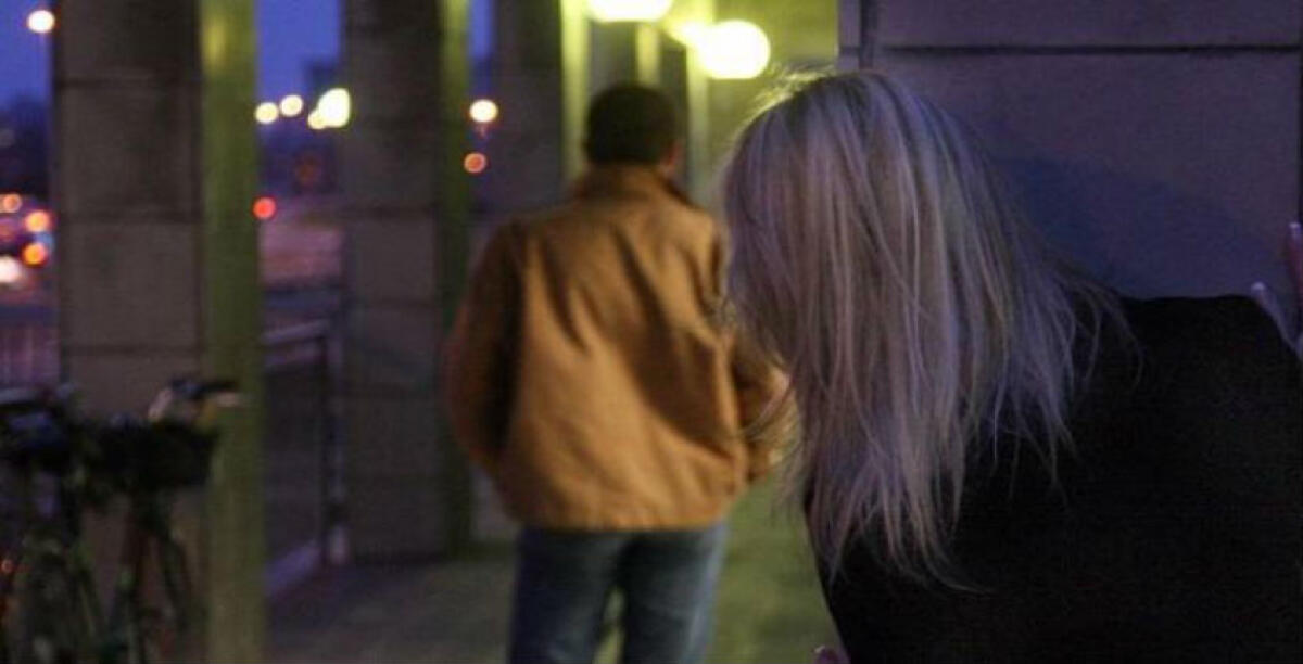 Un uomo conteso, aggressione in via Stoppani: si sono affrontate due donne rivali in amore - 