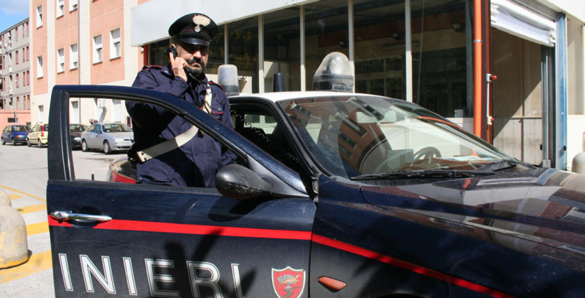 Giro di vite sui controlli alla movida: tre persone denunciate e sette scooteristi multati - 