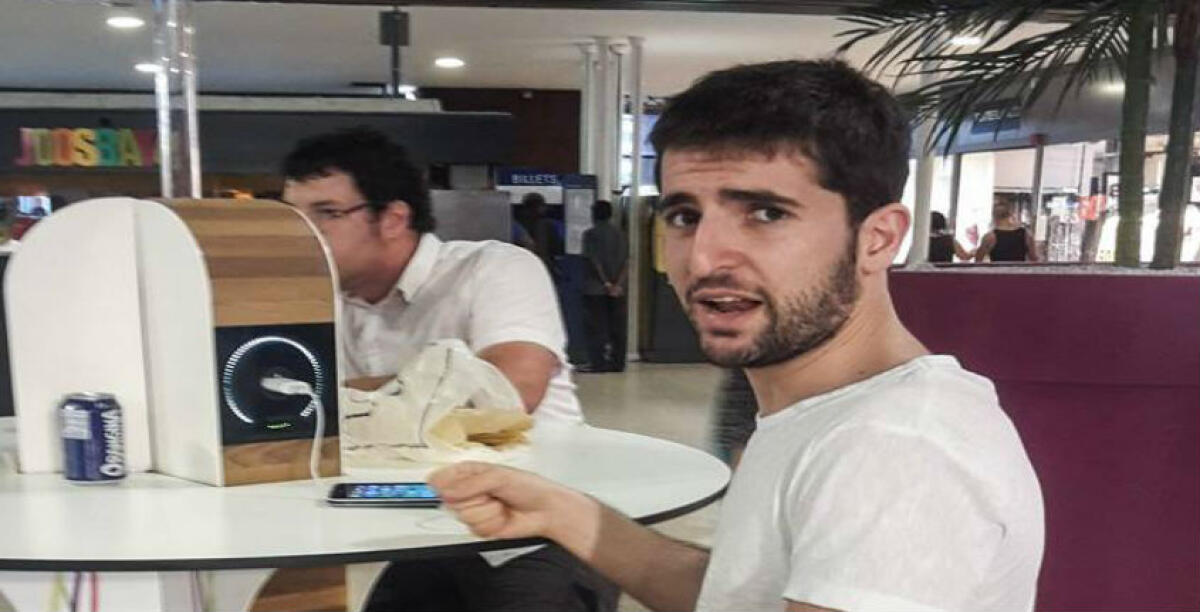 Mezzo mondo nei suoi video...Gabriele Saluci impazza su Youtube ed è già ripartito in moto ape -