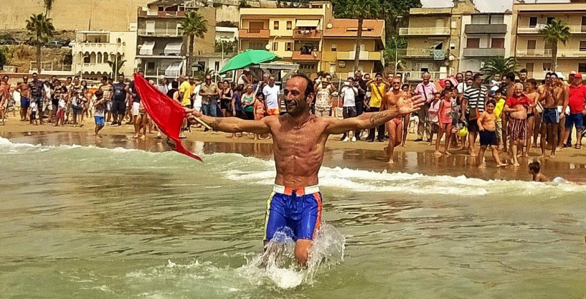 “U palliantinu” termina con successo:  tanta gente sul lungomare per il tradizionale gioco - 