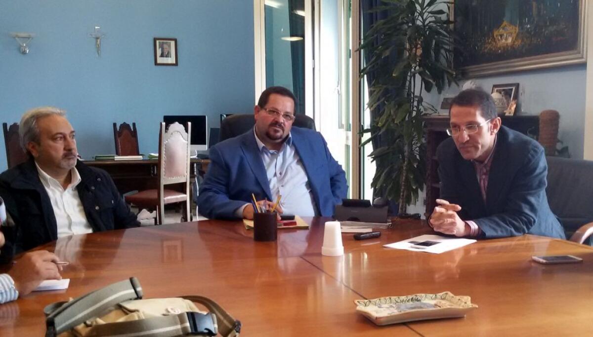 "Consiglieri irresponsabili, non votando la Tari avremo altri 3 milioni di debiti fuori bilancio" - Il gup ha emesso decisioni favorevoli sia per l'ex sindaco che per il suo vice