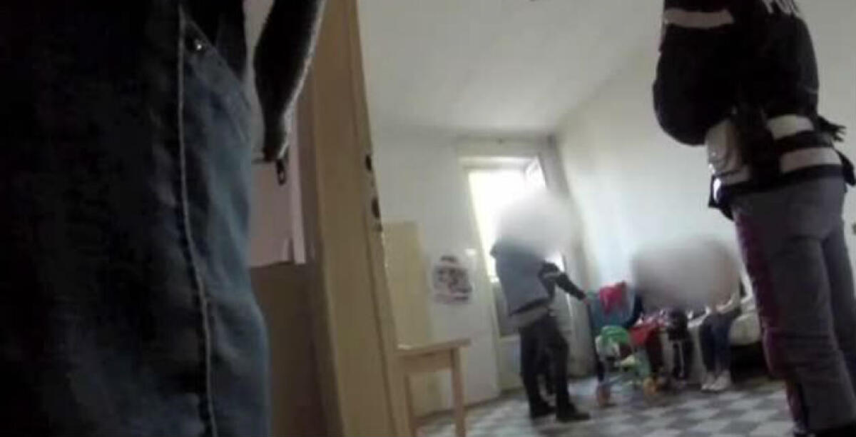 Occupato un alloggio ad Albani Roccella, assolta una giovane: "Mio marito disse che era nostro" - 