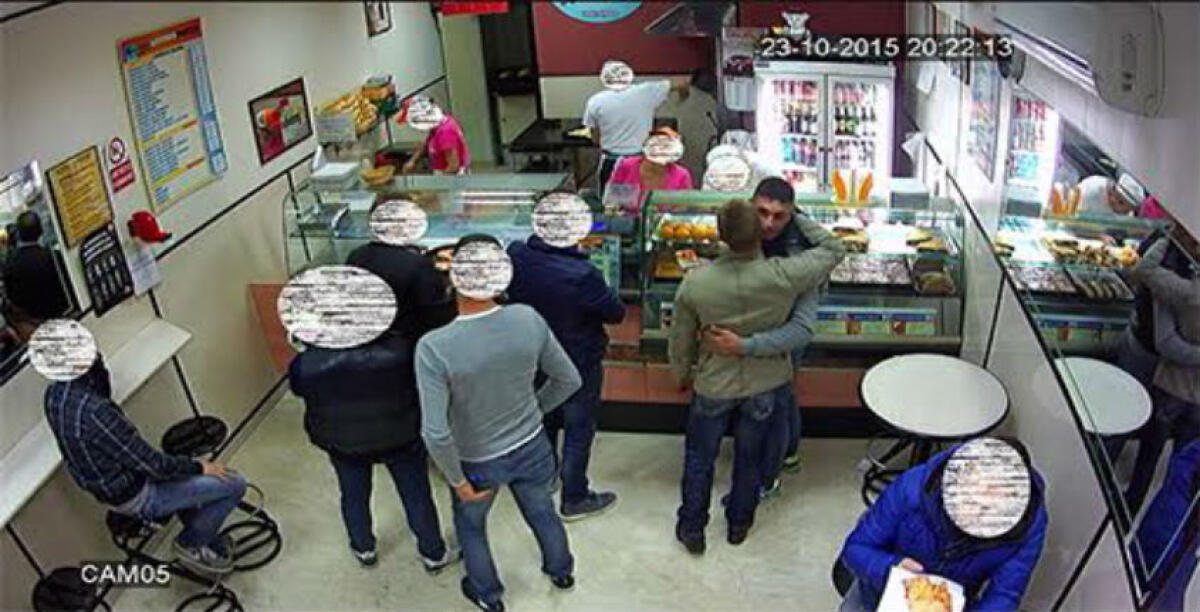 Spari in via Cascino, Pellegrino rimane in carcere accusato di lesioni: Tosto va ai domiciliari - 