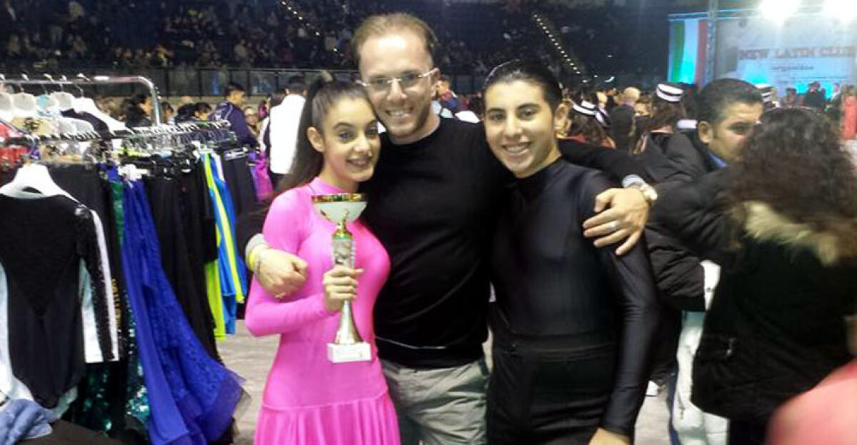 Una coppia di ballerini gelesi sul gradino più alto del podio al Palaghiaccio di Catania - 