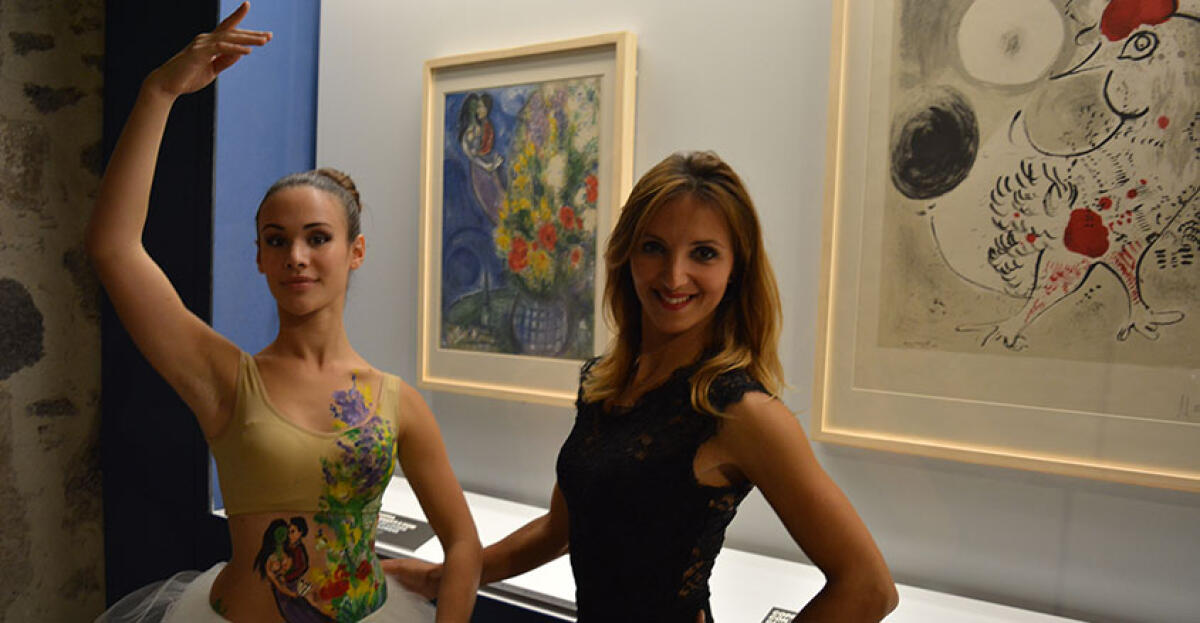 Le tele viventi della maestra Claudia Abbate alla prestigiosa mostra "Chagall-love and life" - 