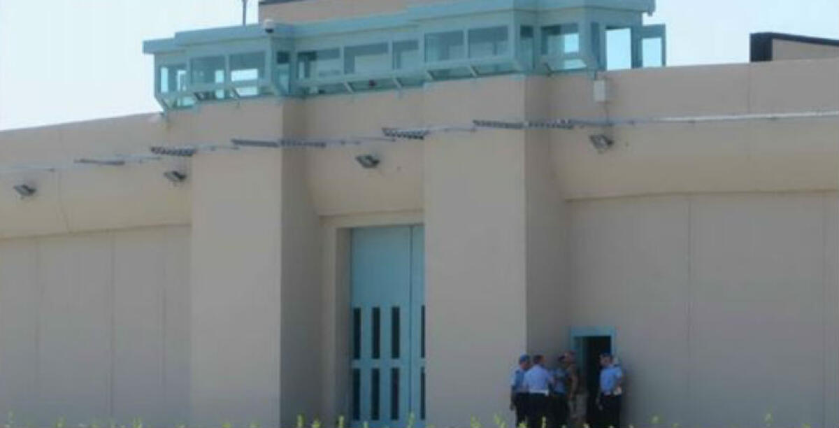 Novanta "super" boss trasferiti in Sardegna, nel lungo elenco ci sono Antonio Rinzivillo e "Piddu" Madonia -