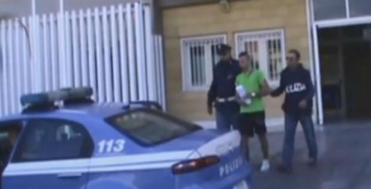 Ripulito uno studio dentistico in centro, il giovane accusato ha fatto perdere le sue tracce: è latitante - 