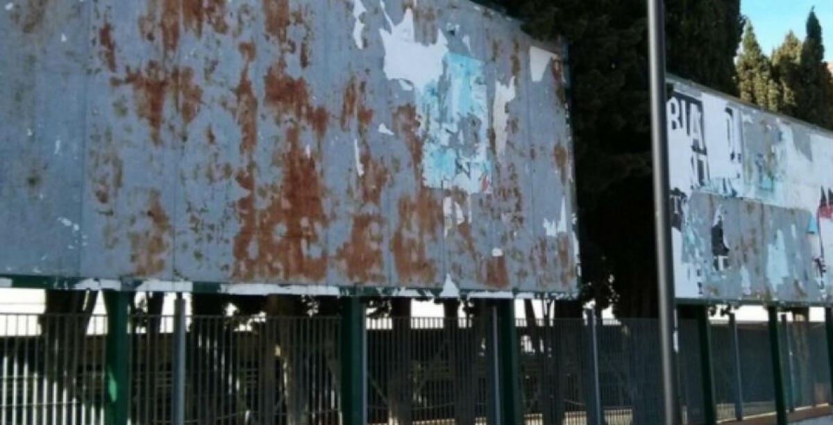 In Parlamento si decide sulla Tosap e il Comune proroga l'appalto all'azienda toscana che già riscuote - 