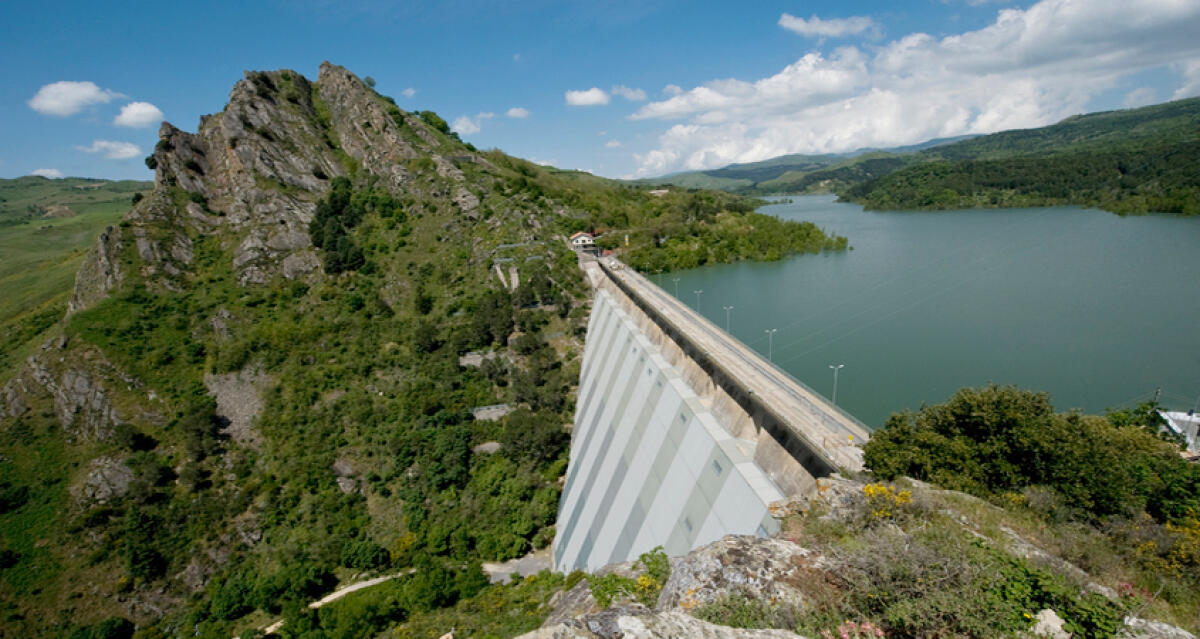Rottura a Troina, salta la distribuzione di acqua in mezza città e a Niscemi e Mazzarino - 