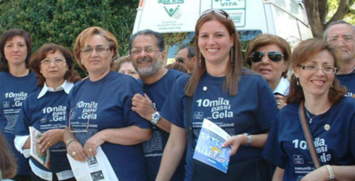Licenziamenti e crisi economica, tante famiglie chiedono aiuto: "Diamo anche indumenti per i bambini" - 