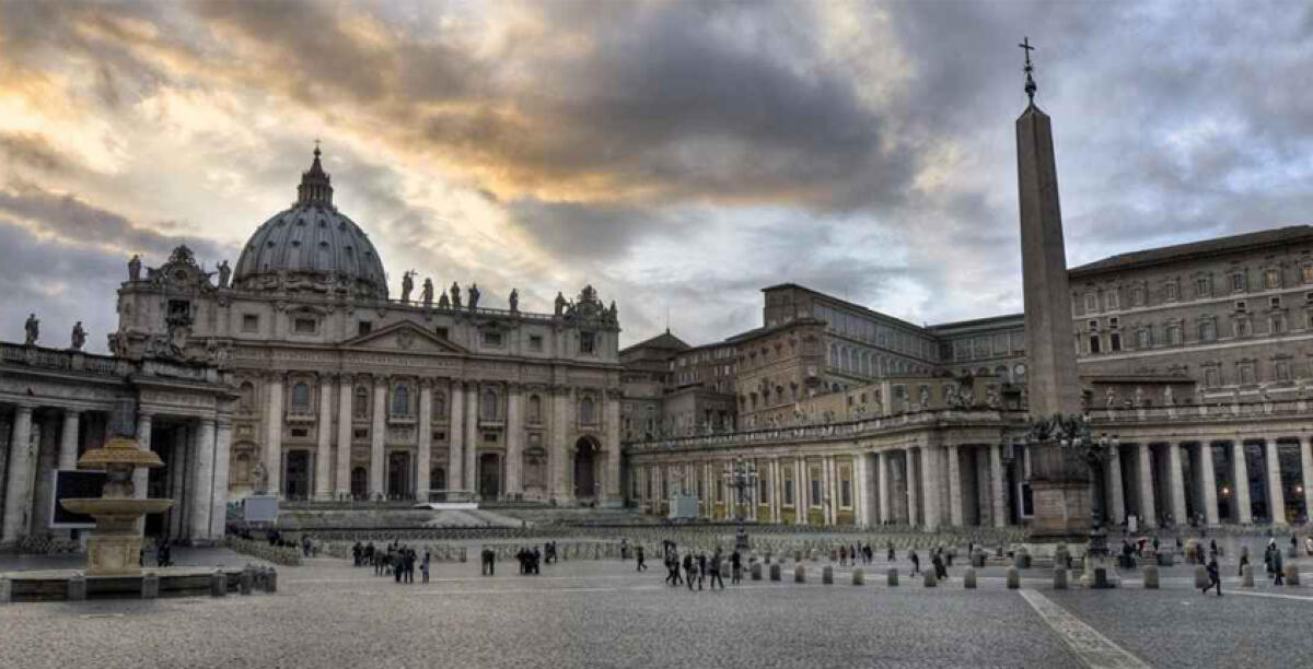 Secondo Capitolo - Attentato in Vaticano -