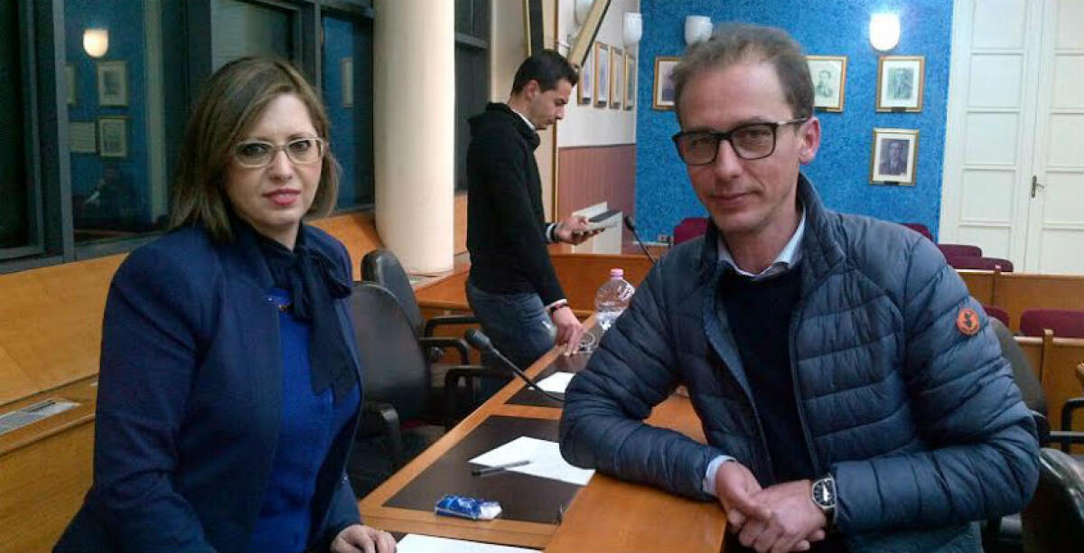 Tregua tra giunta e consiglieri sul caso Eni, bocciato il gruppo di studio: Siciliano incontra gli imprenditori - 