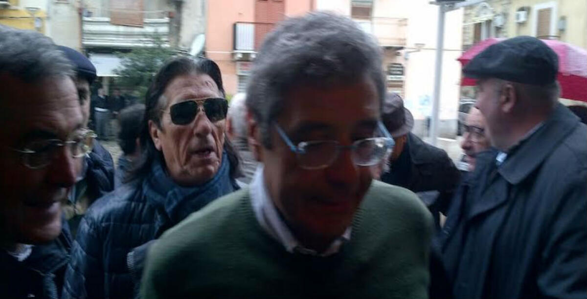 Cuffaro in città per il suo saggio, "non parlo di politica...il processo? Non ho mai aiutato la mafia" - 