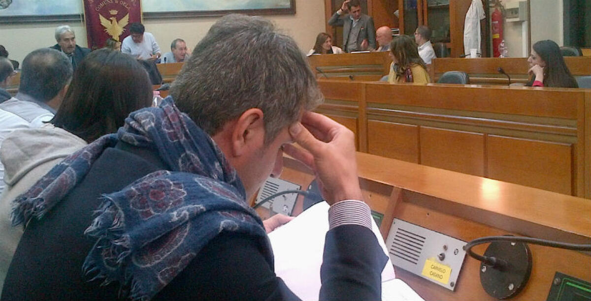 Passa il bilancio di previsione 2015, meglio tardi che mai! Ancora tante proteste in aula - 