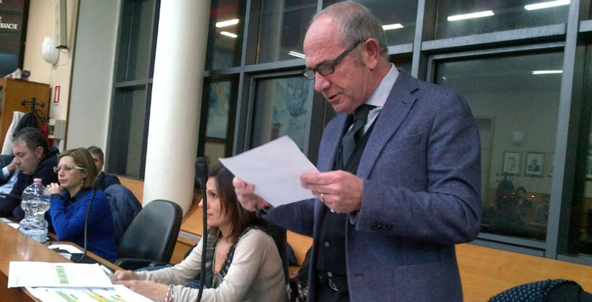 Tutti convocati a Palazzo di Città, sindacati compresi: il caso Eni tiene ancora banco in aula - 