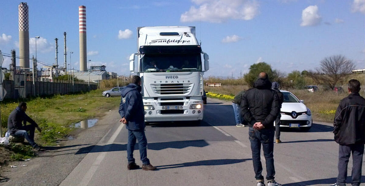 La crisi nera dell'indotto Eni, ancora cassa integrazione per Eurocoop: i dipendenti Eureco verso la mobilità - 