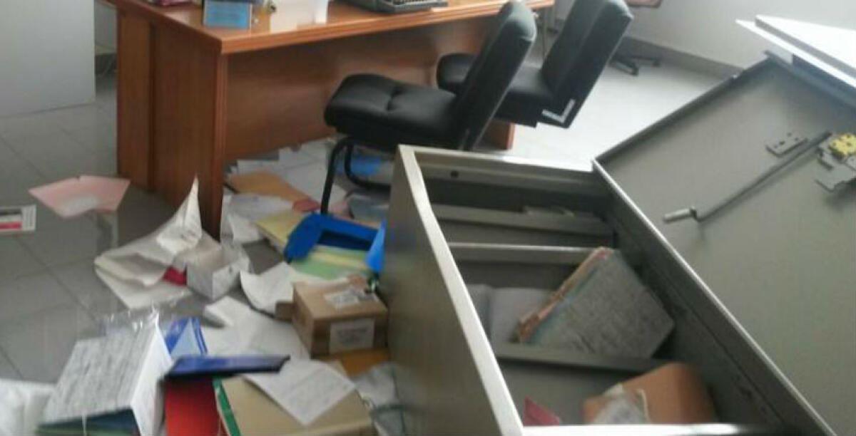 Colpo al plesso scolastico di via Feace, rubati anche i computer: assolti i tre accusati del raid - Immagine repertorio