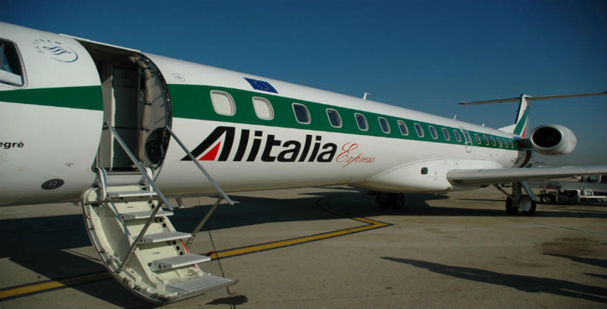 Ritardi su ritardi e a Santo Domingo senza neanche i bagagli, Alitalia risarcirà una coppia di turisti gelesi - 