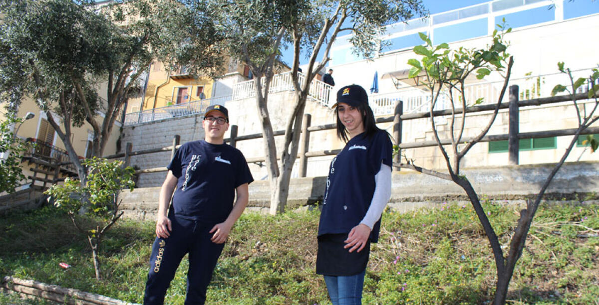 Riqualificato il "Belvedere" di viale Mediterraneo, i fiori arricchiranno la scalinata - 