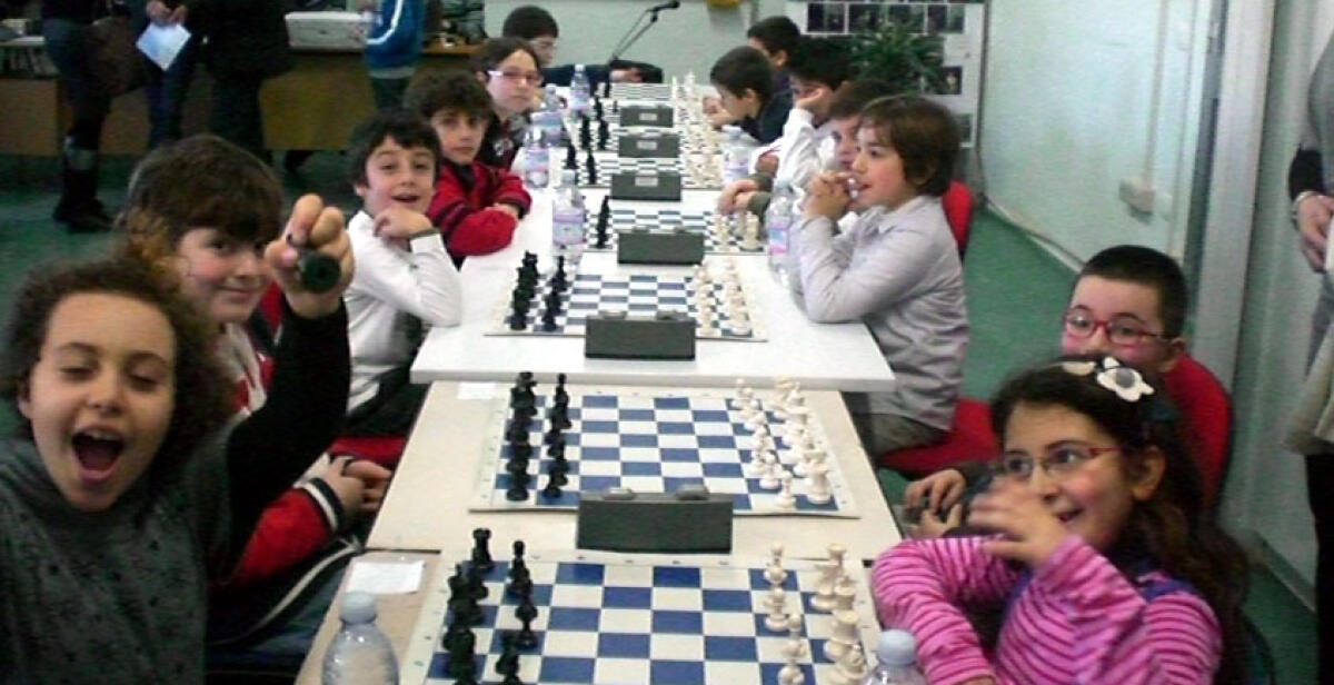 La carica dei 100, il 13 marzo il torneo provinciale di scacchi alla Quasimodo - 