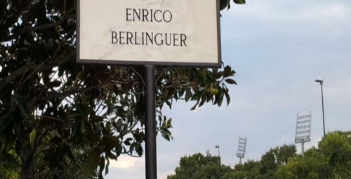 "Rossi" e "neri", la contrapposizione è finita, due vie intitolate a Berlinguer e Almirante - 