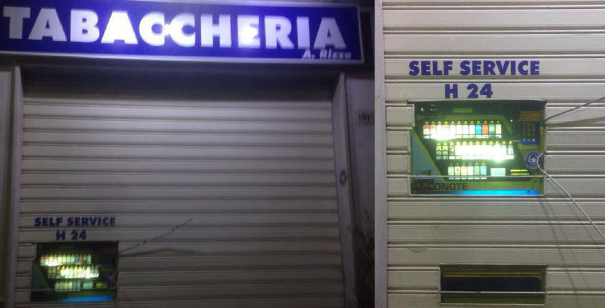 In frantumi la vetrina di una tabaccheria, ladri in azione a Caposoprano - 