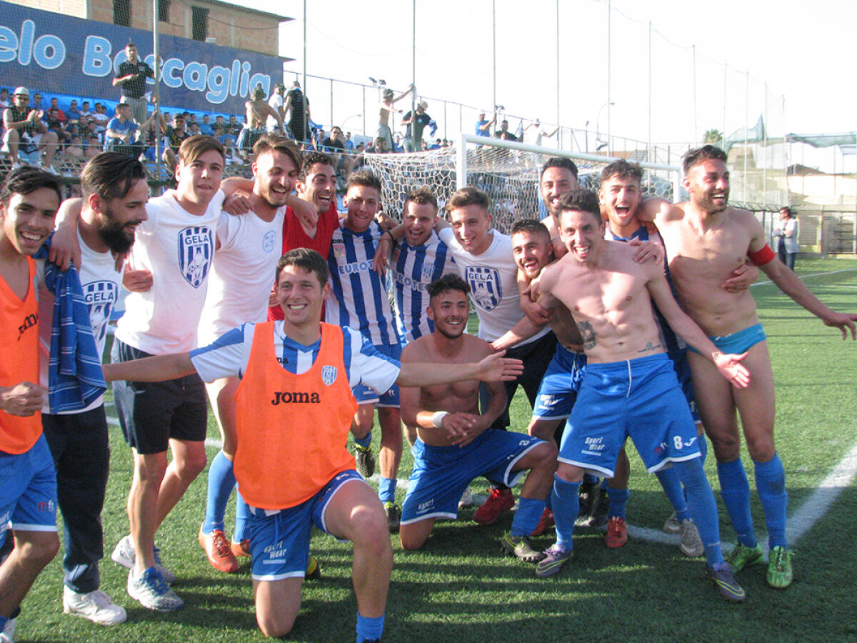 Gela Calcio - Cus Palermo il film della partita e la festa per la D - 