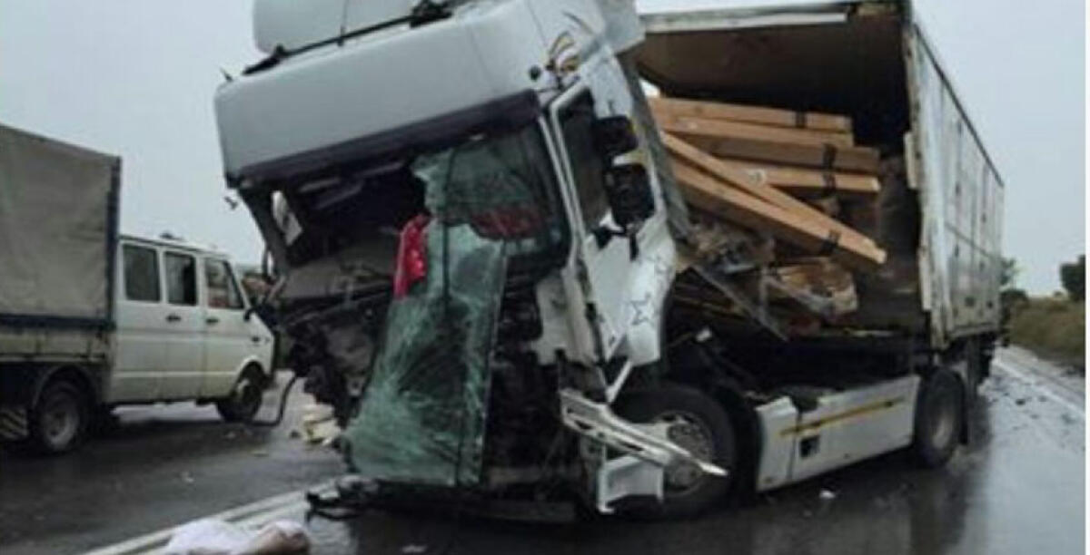 Carambola tra tir in Puglia, gravemente ferito un camionista gelese - 